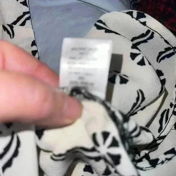 Antilia Femme 3X off white & black tunic length blouse with side slits EUC. - Picture 12 of 12